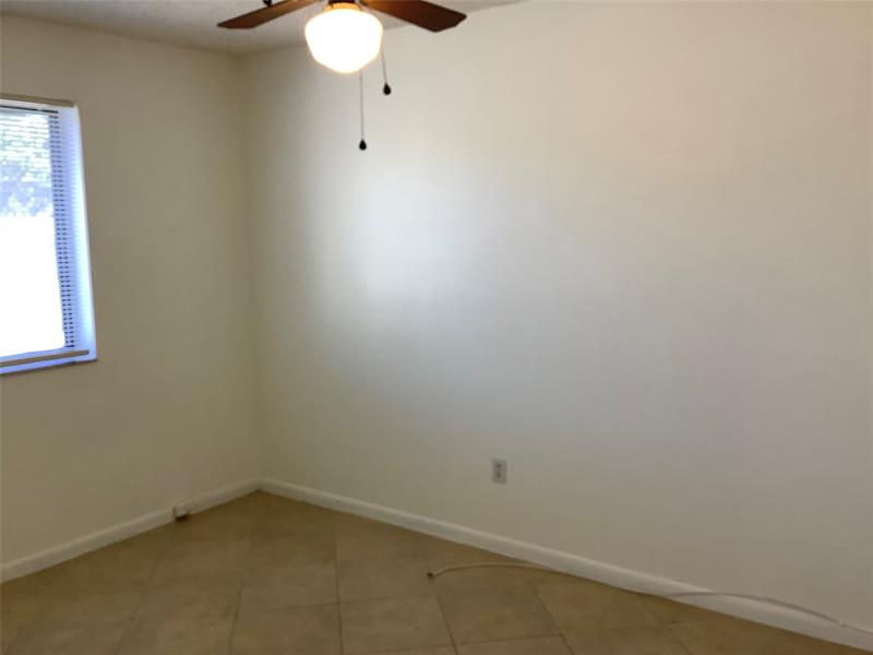 Image 16 of 43 For 10128 Boca Bend  C2