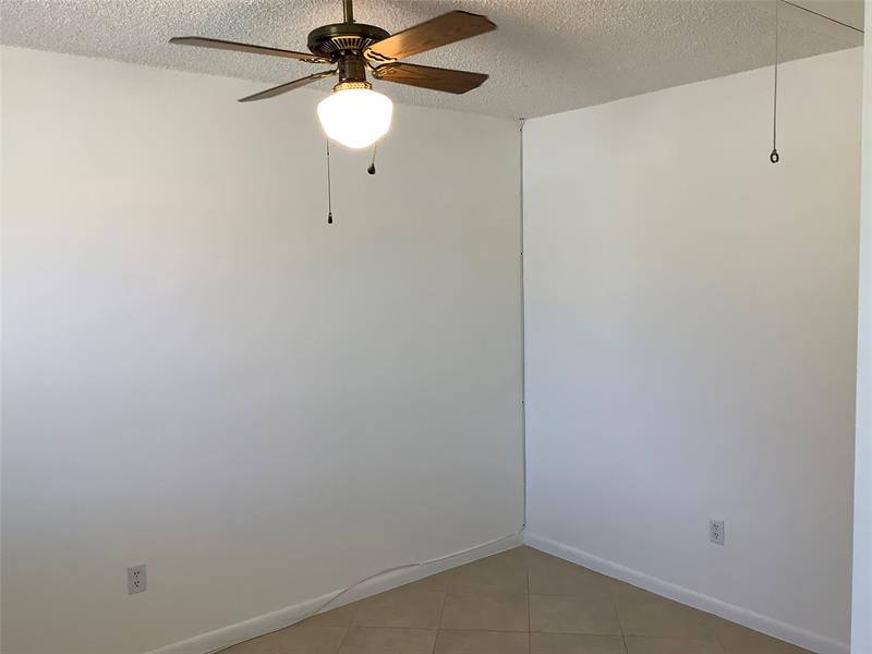 Image 17 of 43 For 10128 Boca Bend  C2