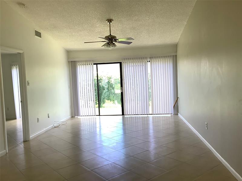 Image 25 of 43 For 10128 Boca Bend  C2