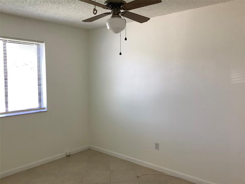 Image 32 of 43 For 10128 Boca Bend  C2