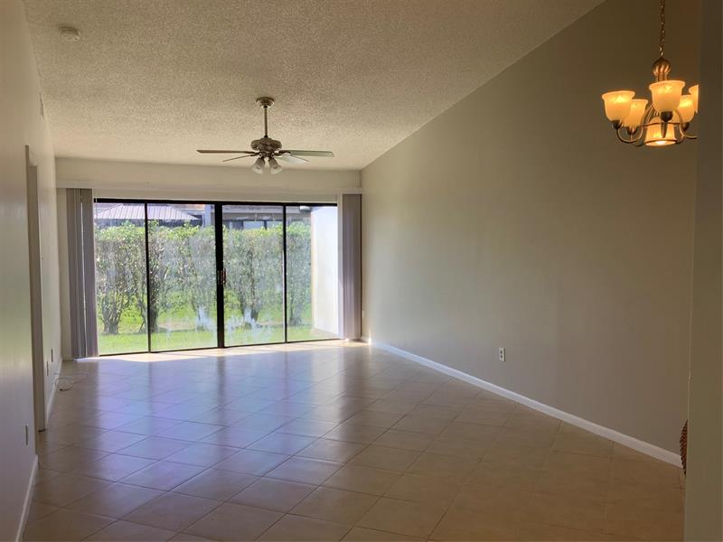 Image 4 of 43 For 10128 Boca Bend  C2