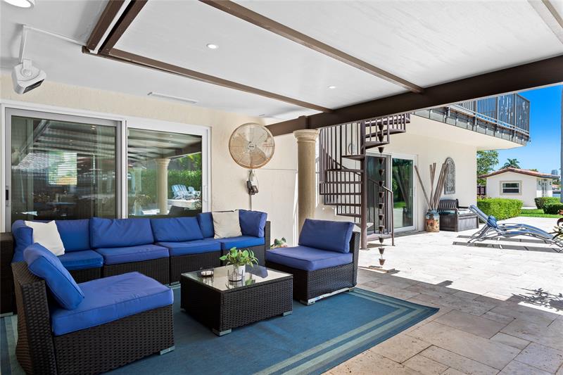 Image 10 of 45 For 1100 Northlake Dr