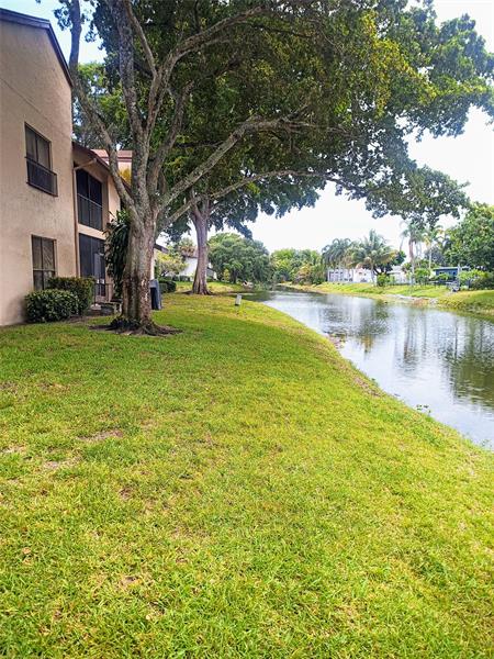 Image 18 of 21 For 3759 Cocoplum Cir  3759