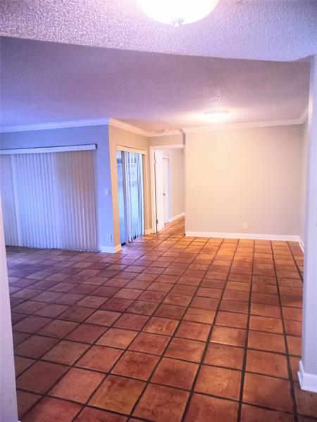 Image 6 of 21 For 3759 Cocoplum Cir  3759