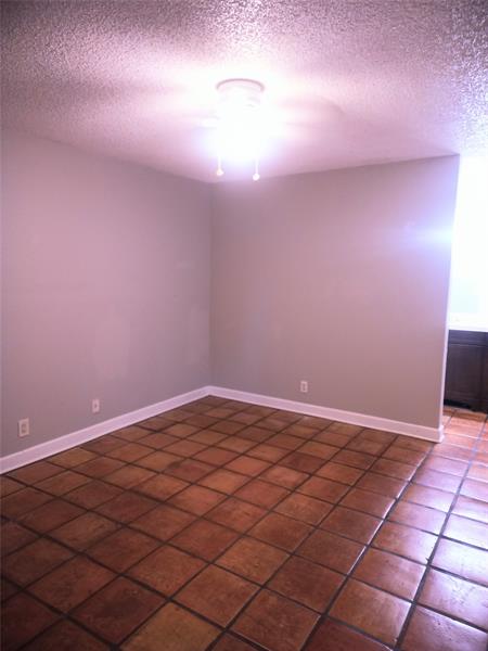 Image 9 of 21 For 3759 Cocoplum Cir  3759