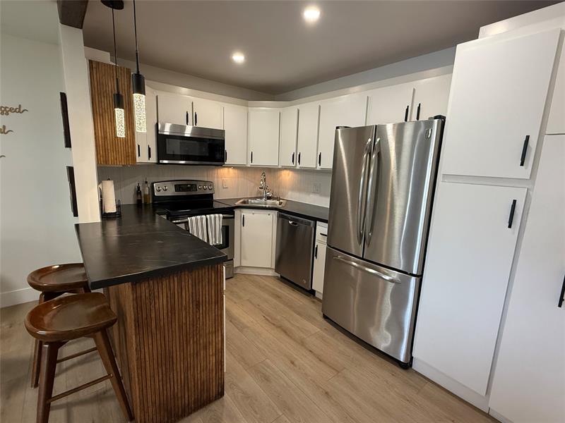 Image 6 of 26 For 714 Sunny Pine Way  F2