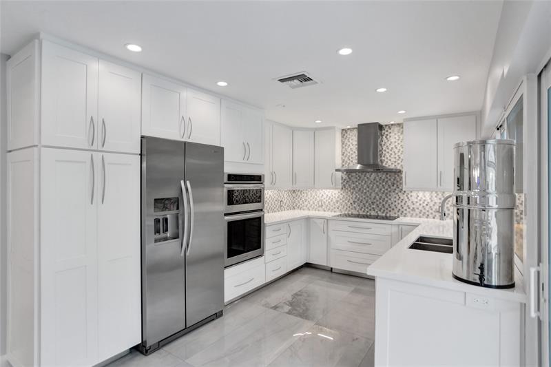Image 12 of 67 For 2051 59th Ct