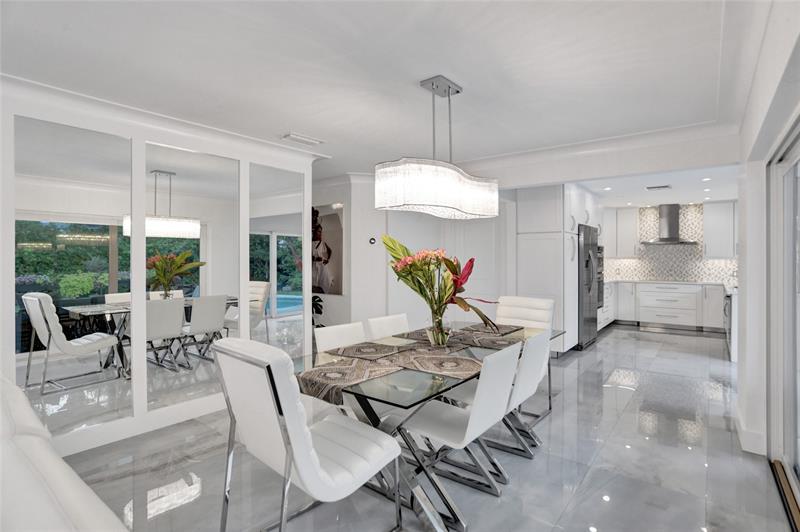 Image 16 of 67 For 2051 59th Ct