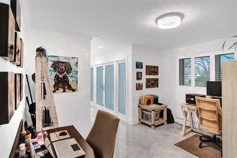 Image 28 of 67 For 2051 59th Ct