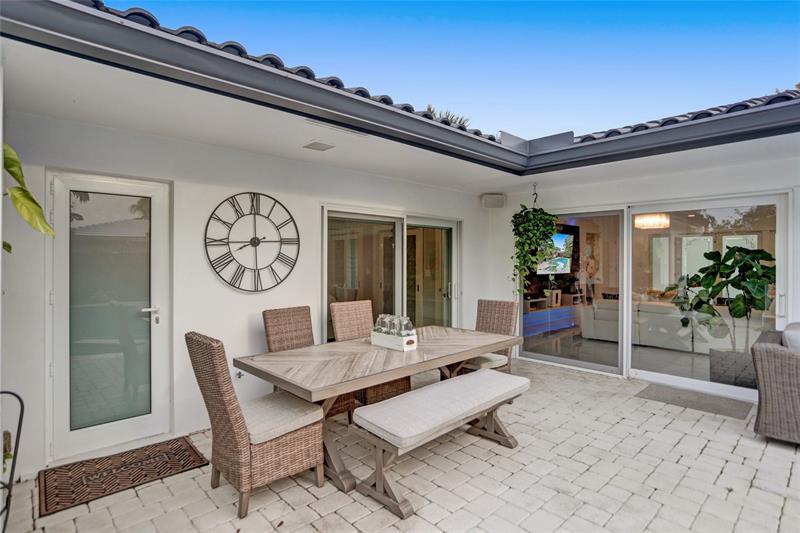 Image 45 of 67 For 2051 59th Ct