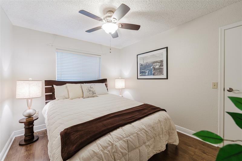 Image 34 of 53 For 11541 35th St