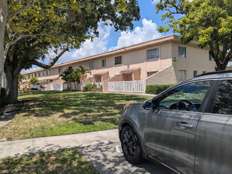 Details for 1419 80th Ave  F, Margate, FL 33063