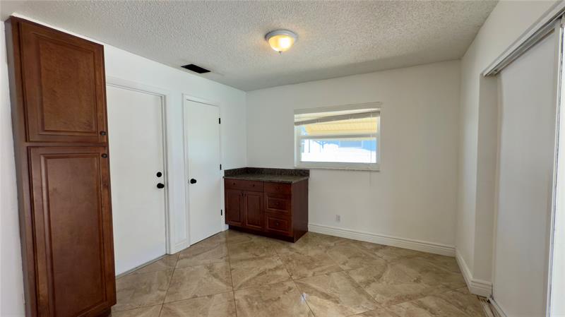 Image 17 of 35 For 6957 9th Ct  
