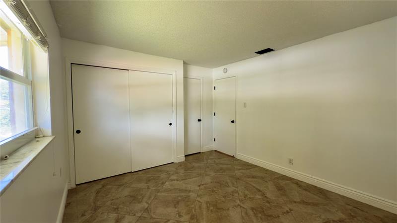Image 24 of 35 For 6957 9th Ct  