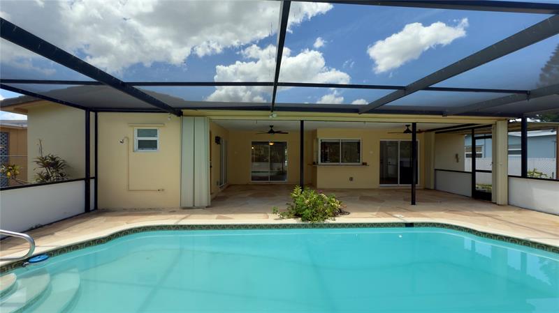Image 5 of 35 For 6957 9th Ct  