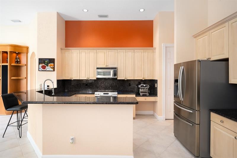 Image 11 of 32 For 405 118th Ave
