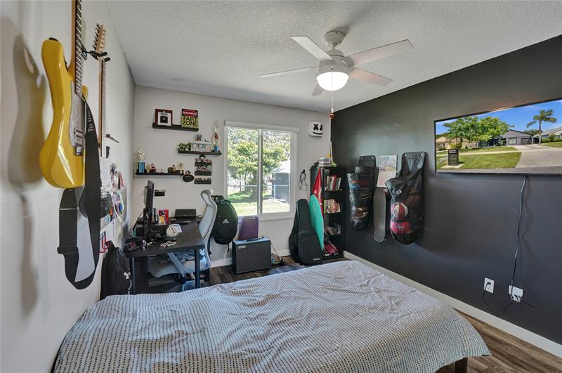Image 16 of 56 For 961 134th Ave
