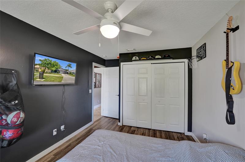 Image 17 of 56 For 961 134th Ave
