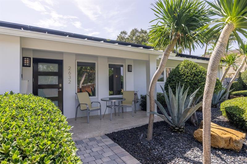 Image 4 of 39 For 2632 3rd Ave