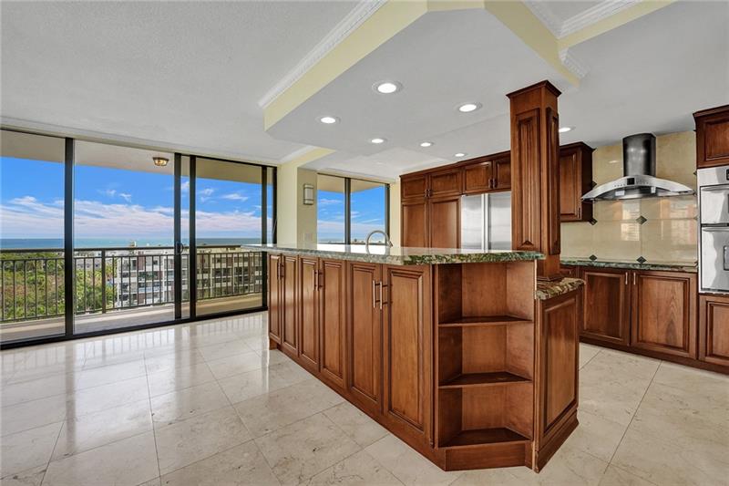 Image 13 of 41 For 3031 Ocean Blvd  906