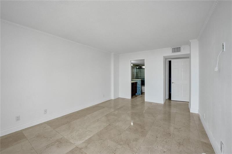 Image 35 of 41 For 3031 Ocean Blvd  906