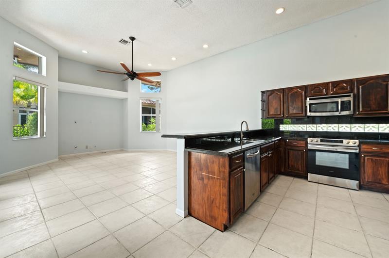 Image 11 of 49 For 5217 109th Ln