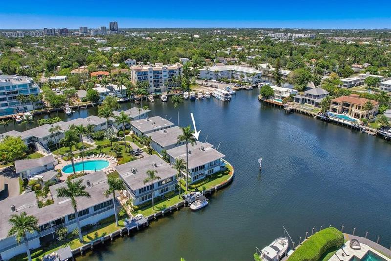 Image 46 of 52 For 180 Isle Of Venice Dr  118