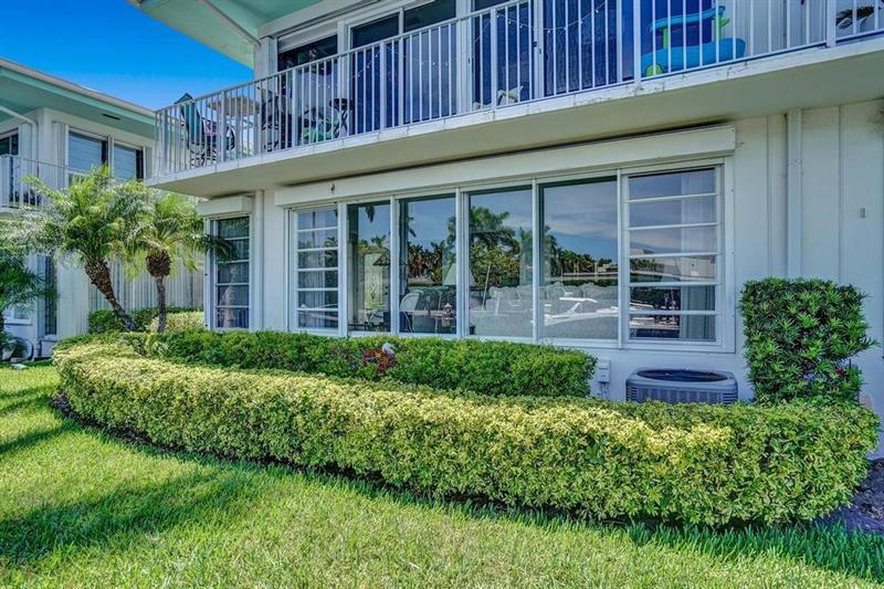 Image 5 of 52 For 180 Isle Of Venice Dr  118