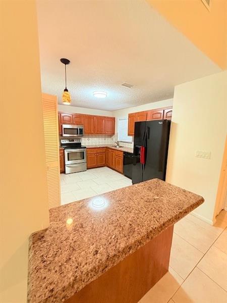 Image 4 of 23 For 9649 Riverside Dr  9