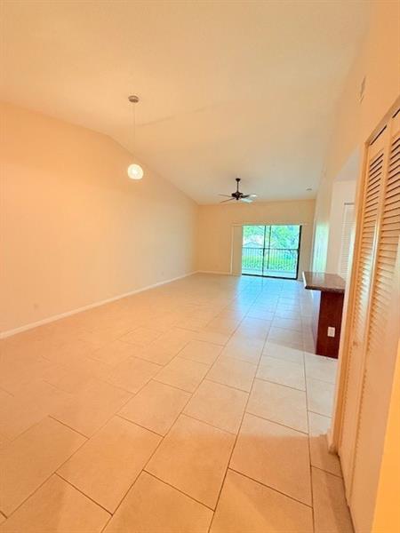 Image 8 of 23 For 9649 Riverside Dr  9