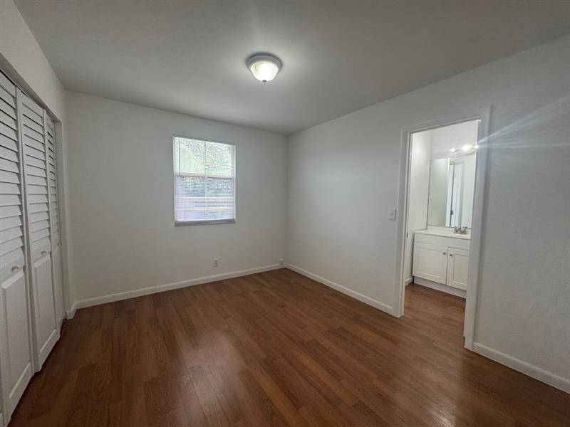 Image 12 of 19 For 6290 Duval Dr