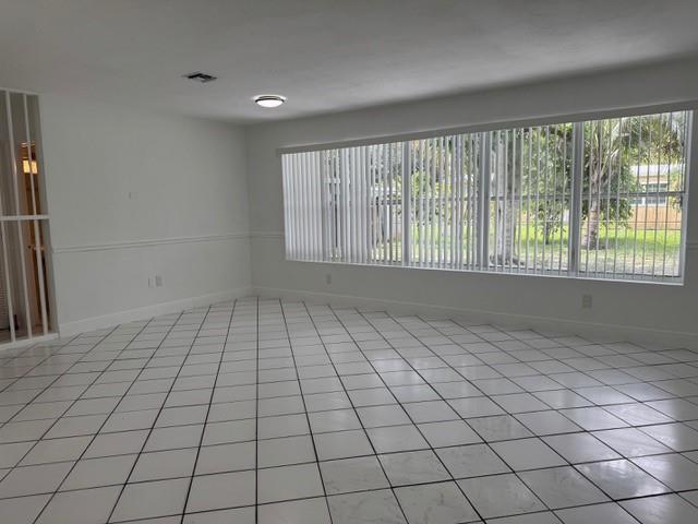 Image 5 of 15 For 6884 14th St