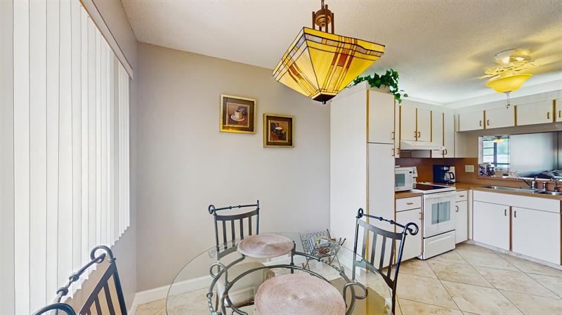 Image 14 of 26 For 10352 Clairmont Cir  1