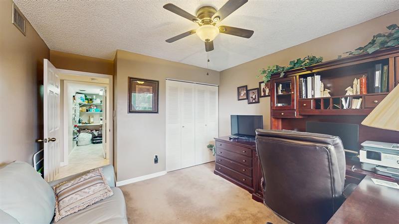 Image 19 of 26 For 10352 Clairmont Cir  1