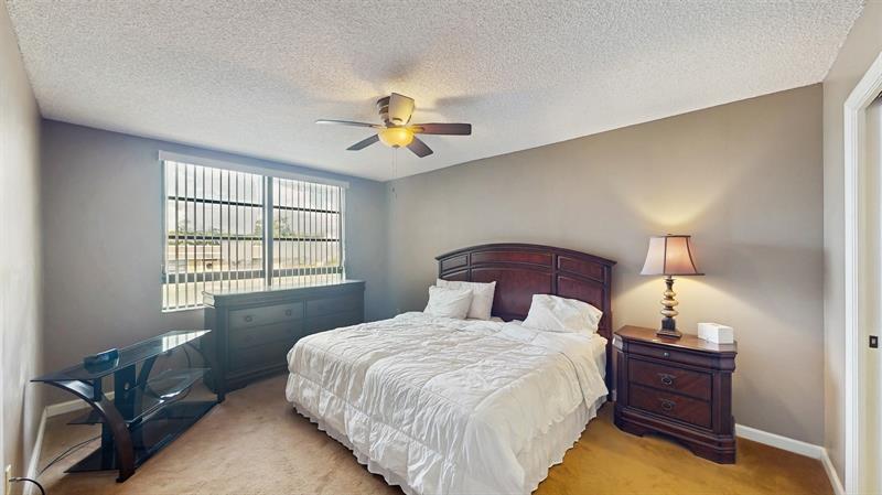 Image 20 of 26 For 10352 Clairmont Cir  1