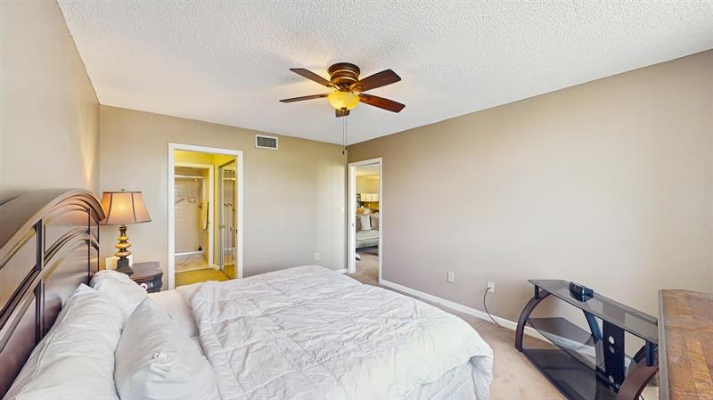 Image 21 of 26 For 10352 Clairmont Cir  1