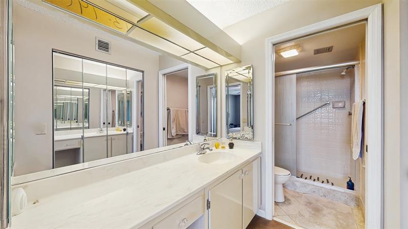 Image 24 of 26 For 10352 Clairmont Cir  1
