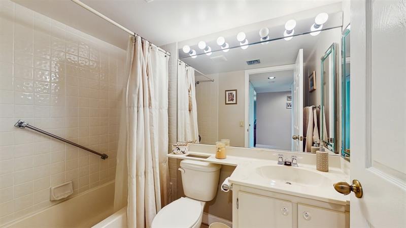 Image 25 of 26 For 10352 Clairmont Cir  1