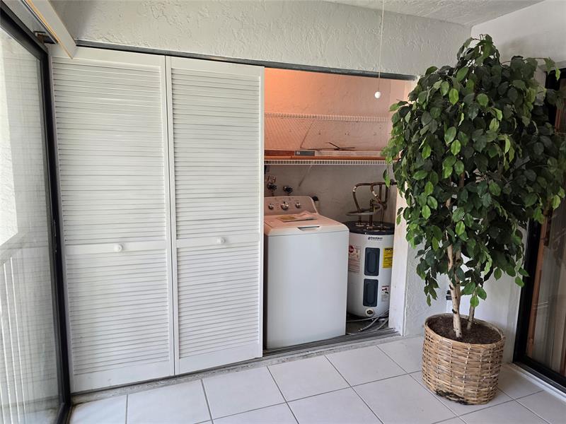 Image 13 of 21 For 4049 Carambola Cir  4049