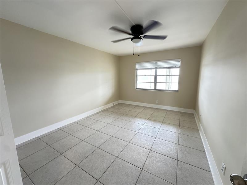 Image 6 of 10 For 3032 Exeter B  3032