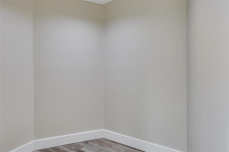 Image 22 of 39 For 9321 9th Pl  9321