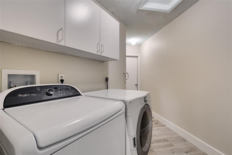 Image 30 of 39 For 9321 9th Pl  9321