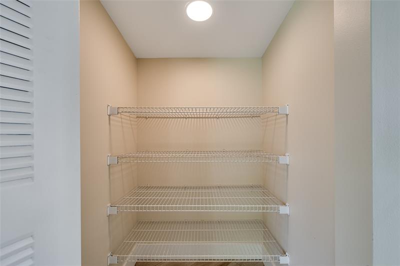Image 6 of 39 For 9321 9th Pl  9321