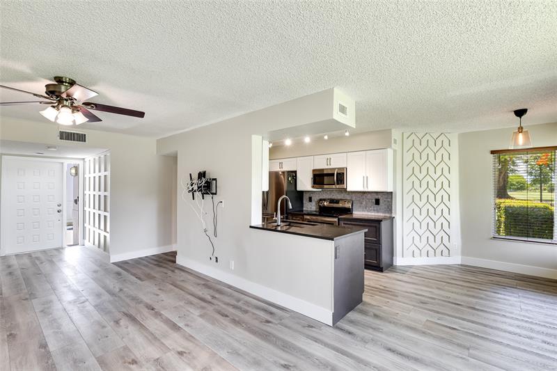 Image 9 of 39 For 9321 9th Pl  9321