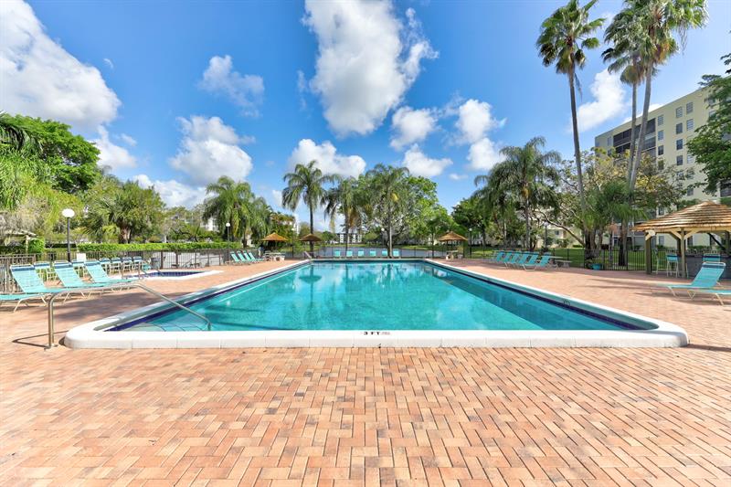 Image 38 of 78 For 2334 Cypress Bend Dr  511