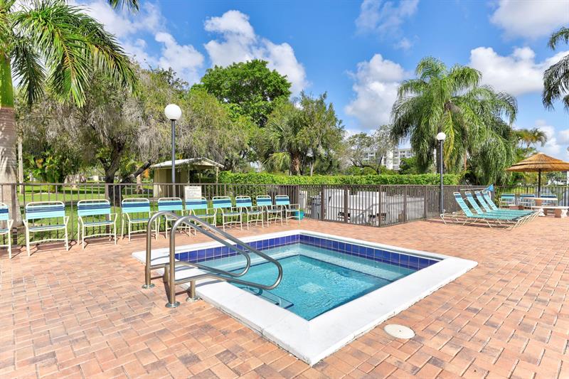 Image 40 of 78 For 2334 Cypress Bend Dr  511