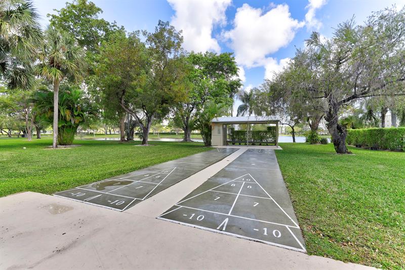Image 43 of 78 For 2334 Cypress Bend Dr  511