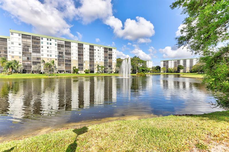 Image 56 of 78 For 2334 Cypress Bend Dr  511