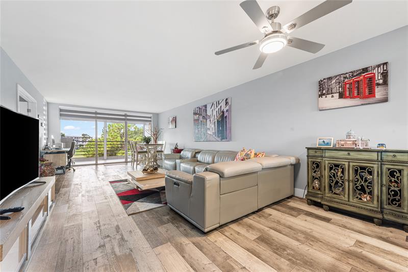 Details for 535 Oaks Dr  404, Pompano Beach, FL 33069