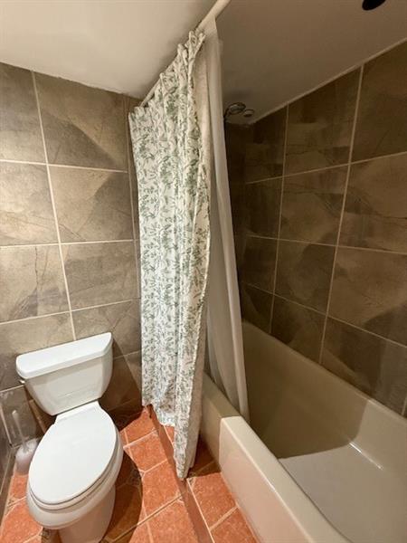 Image 22 of 30 For 5090 64th Ave  307